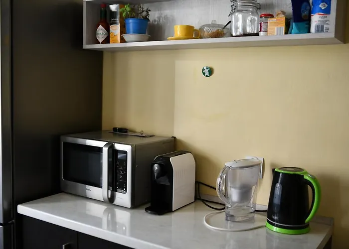 W Apartamencie Dwupokojowym Ze Wspoldzielona Kuchnia I Lazienka Ubytování v soukromí *