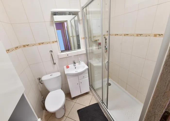 Ubytování v soukromí W Apartamencie Dwupokojowym Ze Wspoldzielona Kuchnia I Lazienka *